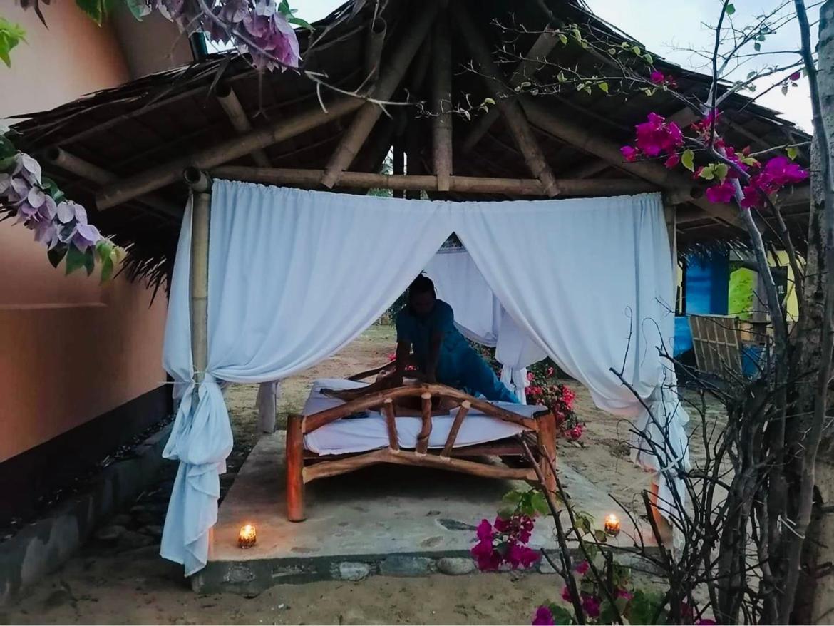 Mecaja Beach House Roxas  Extérieur photo